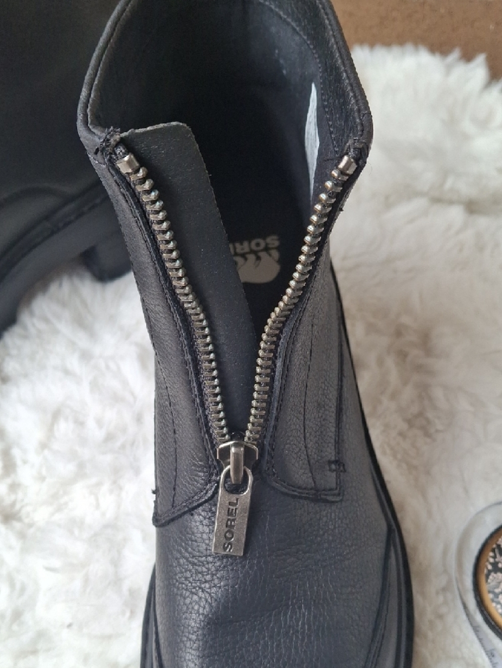 SOREL Joan Now™ Zip Black Leather Waterproof Boots – Size 7.5 - Picture 3 of 8